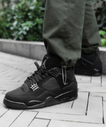 Air Jordan 4 Retro Pure Black Cat sneakers - Image 5