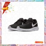 Tanjun Nike Sneakers Black/White Unisex