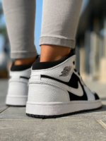Air Jordan 1 Retro Mid Black & White Sneaker - Image 3